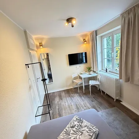 K10 Living Δωμάτια σε οικογενειακή κατοικία Καρλσρούη
