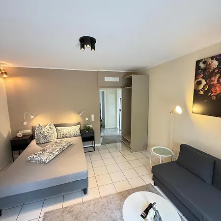 Δωμάτια σε οικογενειακή κατοικία K10 Living *